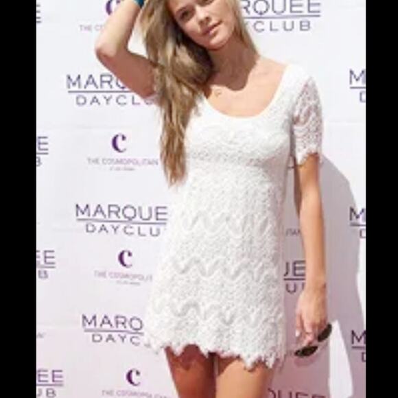 Pins and Needles Urban Out fitters Ivory Lace Short Sleeve Party Dress Size L - Picture 6 of 11